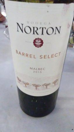 Claim Bar & Restaurant